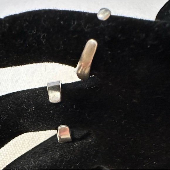 Silver Toe Rings - Picture 2 of 2